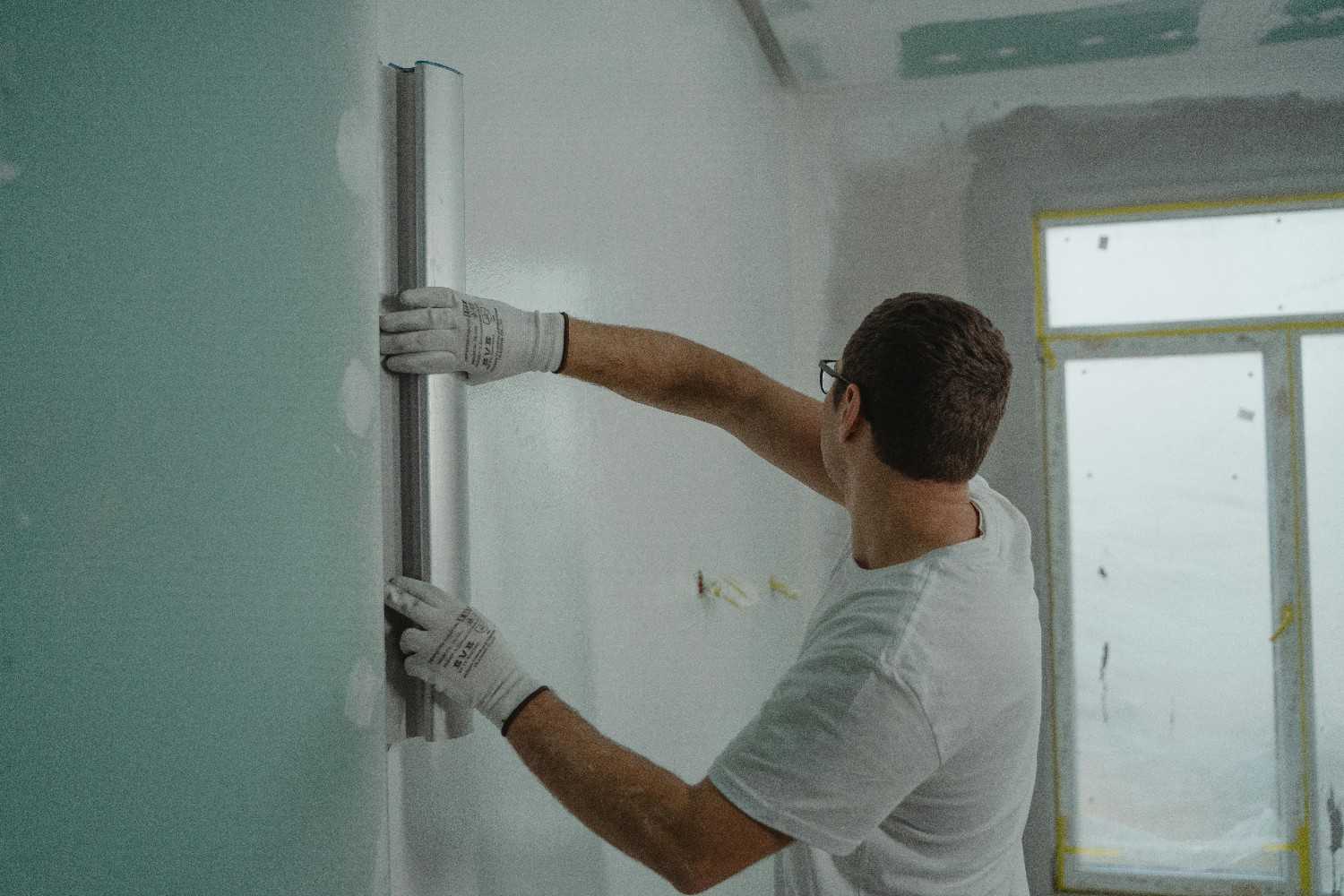 Contractor confirming a job on site